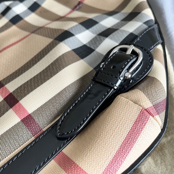 Authentic Burberry Supernova Check Large Larkin Hobo Bag - Picture 11 of 15